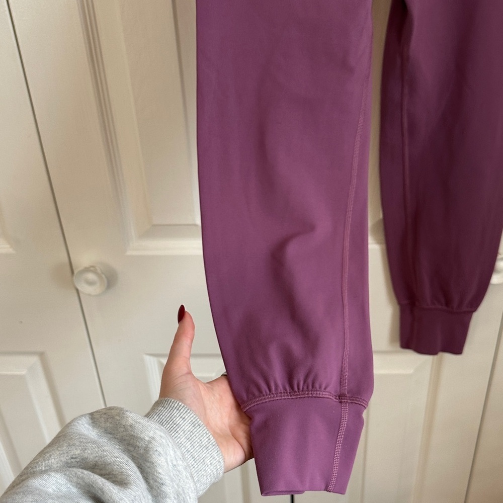 Lululemon Align High Rise Joggers Size 2 Plum Purple - Picture 7 of 10